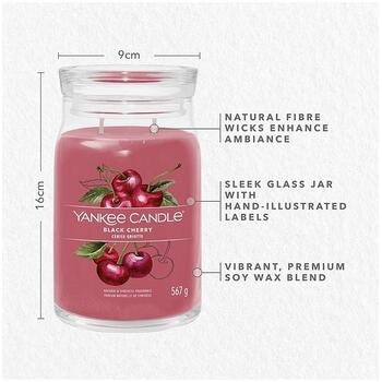 Pink Cherry & Vanilla Signature Candle ( ružová čerešňa a vanilka ) - Vonná sviečka
